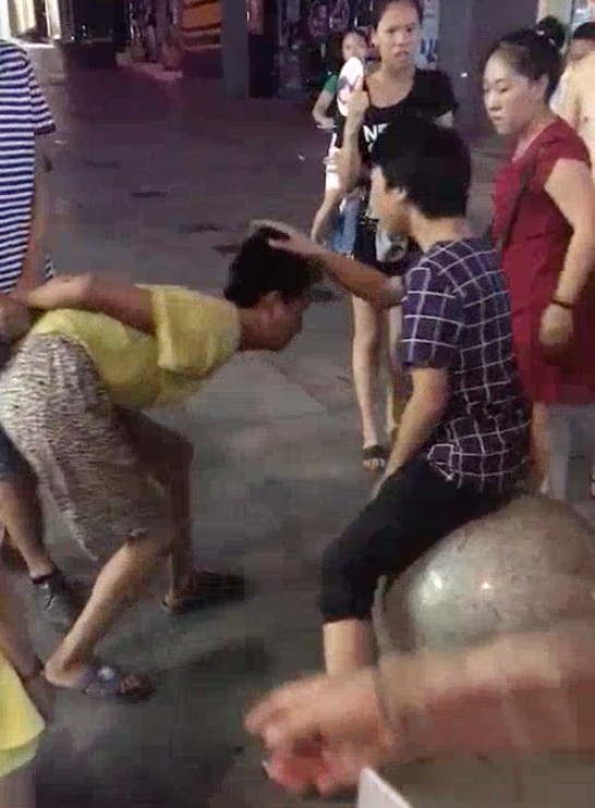 【辟谣】网传"翠屏区东街一男子疑似偷小孩被抓",偷小孩的情况不属实!
